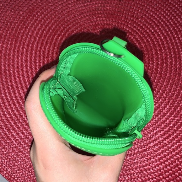 Green Silicon Rubber Sunglasses Case / Cigarette Case - Picture 7 of 10